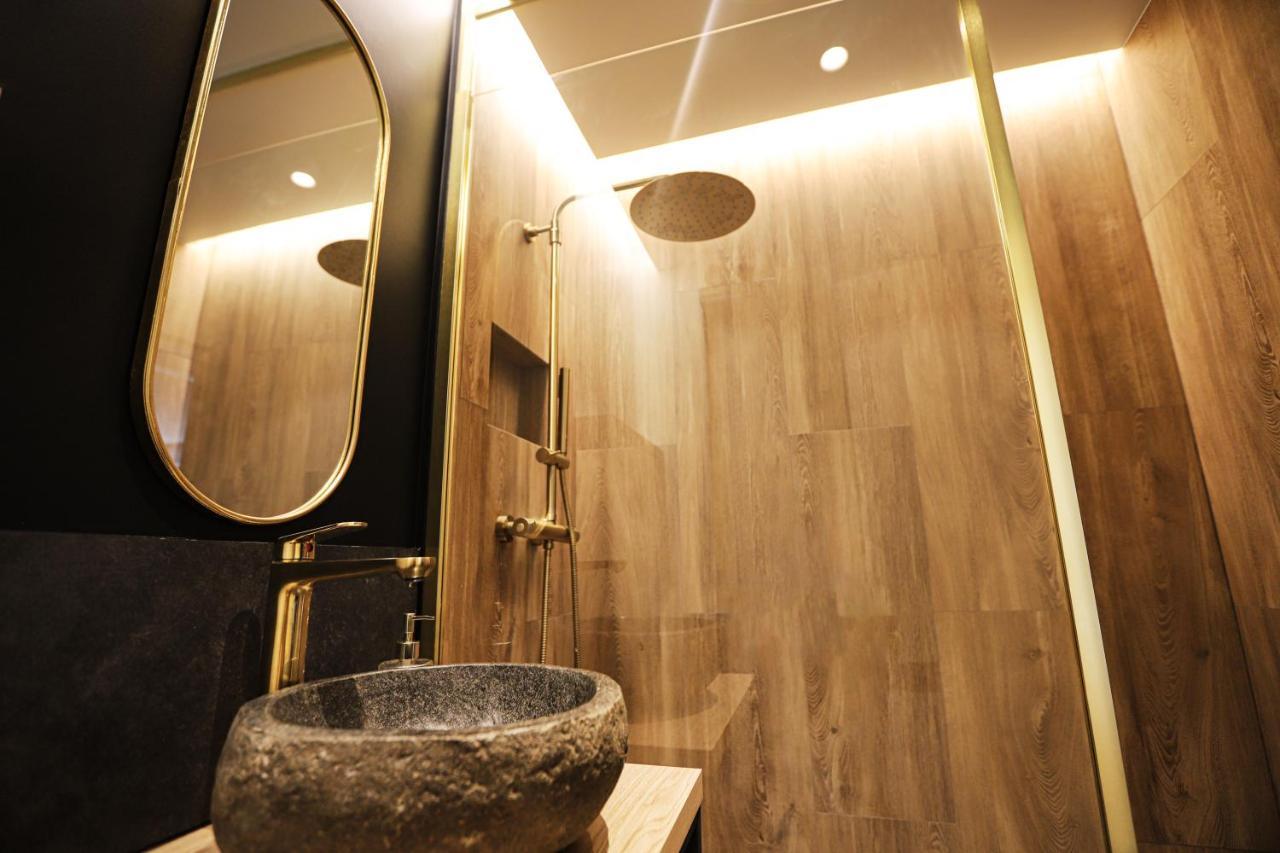 Apartament Le Petit Luxe - Hypercentre, Cinema, King Size Troyes Zewnętrze zdjęcie
